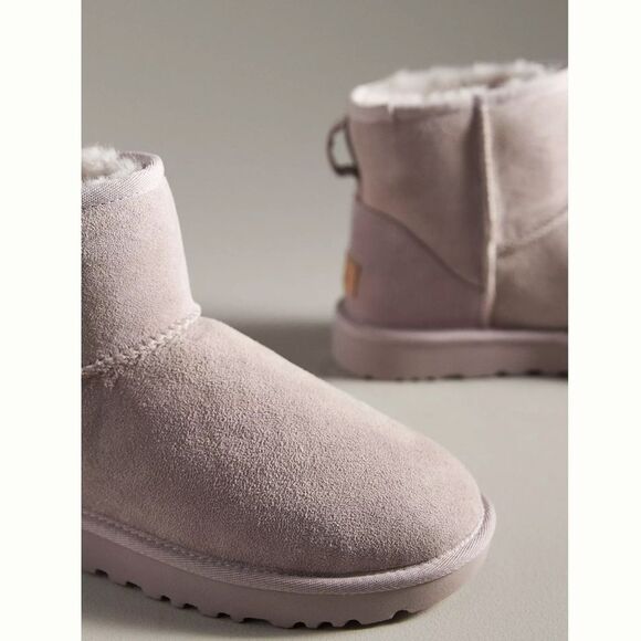 UGG Classic Mini II Boots in Pale Smoke - Picture 3 of 3